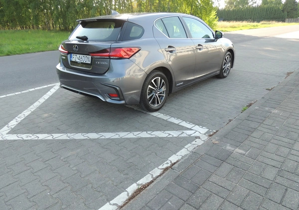 Lexus CT cena 90900 przebieg: 34874, rok produkcji 2020 z Sieradz małe 301